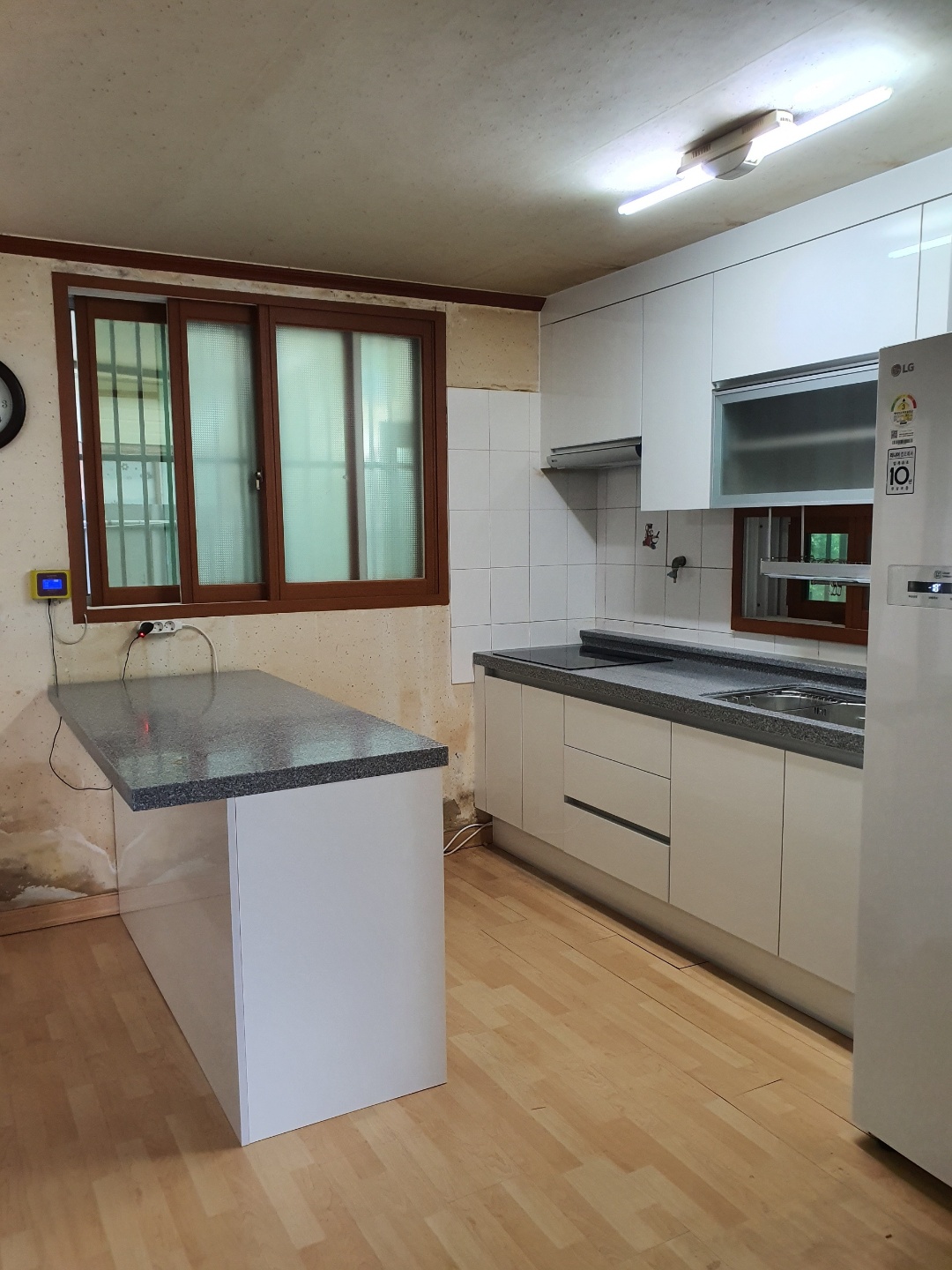 2000769928_U5nm4py9_073d527eaca99e681bd5ead930484172ffe0ce3c.jpg 이미지크게보기